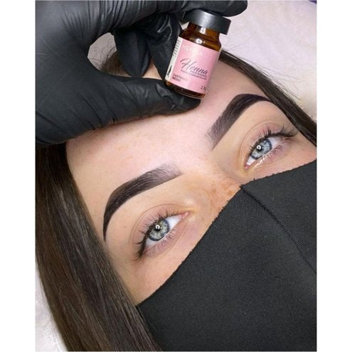 Henna Menela Castaño Medio